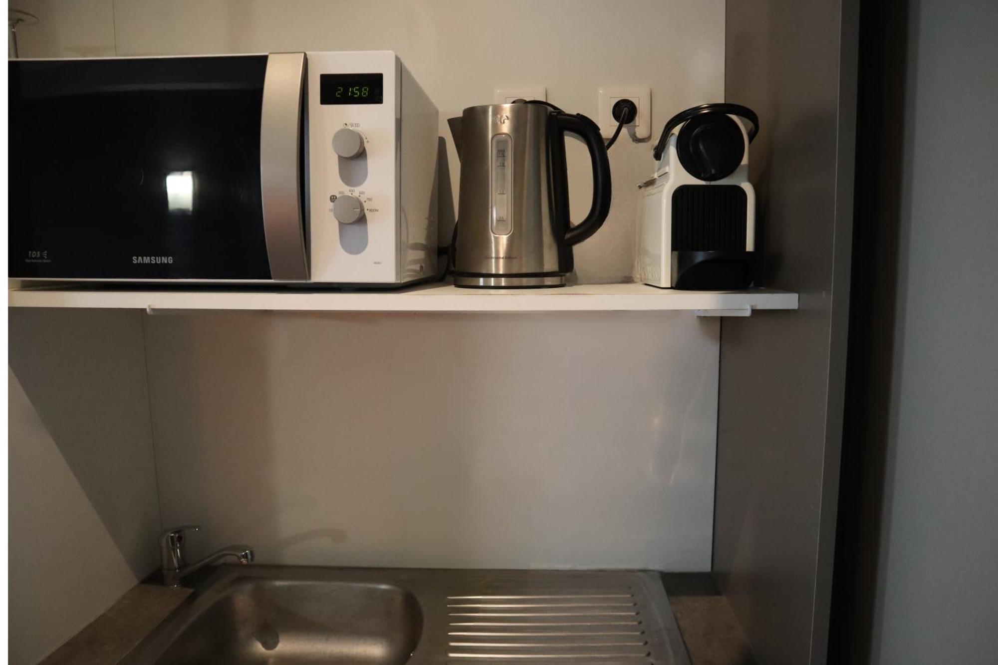 Studios & Appartements Confortables Au Centre De Bourbourg - Gare A Proximite ブルブール 部屋 写真